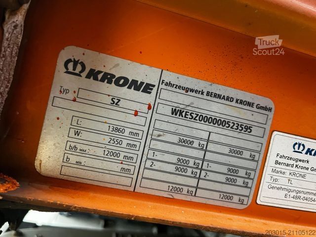 Open semitrailer with tarp KRONE SD