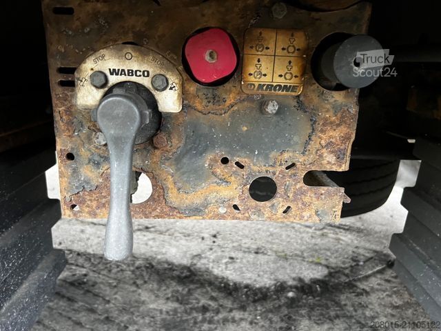 Open semitrailer with tarp KRONE SD