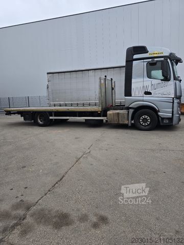 Biltransport lastbil MERCEDES-BENZ ACTROS  1842 L   Maschinen