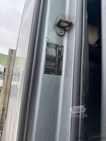 Biltransport lastbil MERCEDES-BENZ ACTROS  1842 L   Maschinen