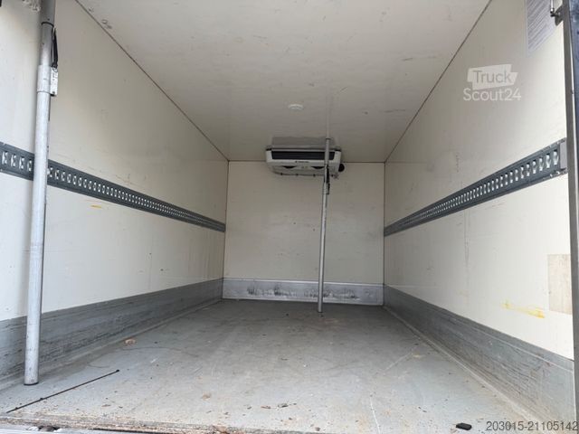 Izotermiczny van chłodnia MITSUBISHI Canter Fuso 9 C 18   Thermoking V 300 Max