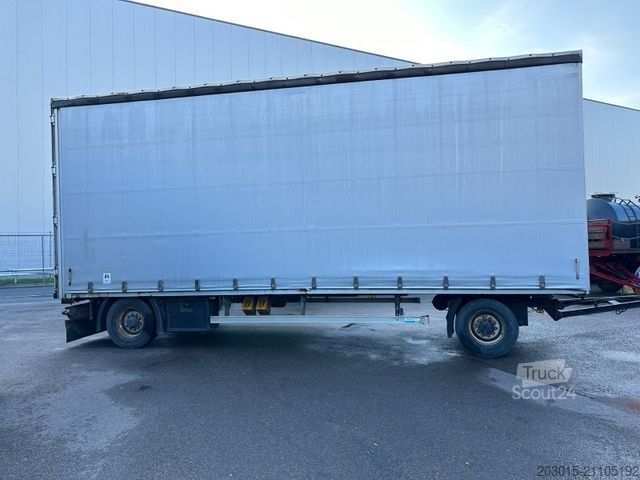 Отворена ремарке със строшен брезент  N 7208