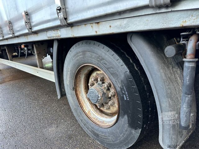 Отворена ремарке със строшен брезент  N 7208