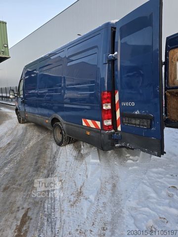 Furgon blaszak IVECO Daily  35C13V