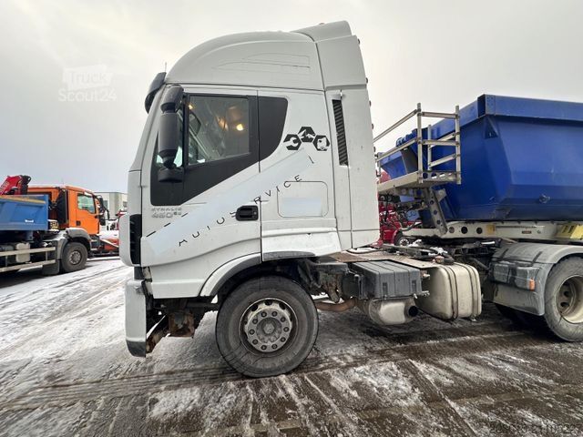 Standard SZM IVECO Stralis  /460 E6   / AS 440 S46 TP / HI-WAY