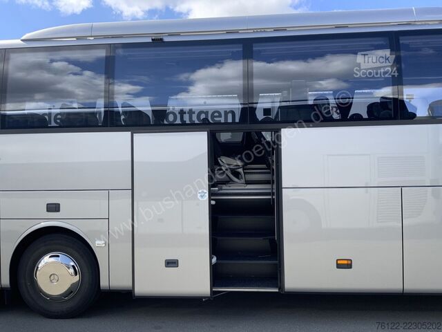 Távolsági autóbusz Mercedes-Benz Tourismo 17 RHD