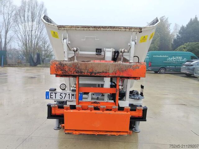 Vyklápacia dodávka Piaggio PORTER MAXXI 1.3  70 CV