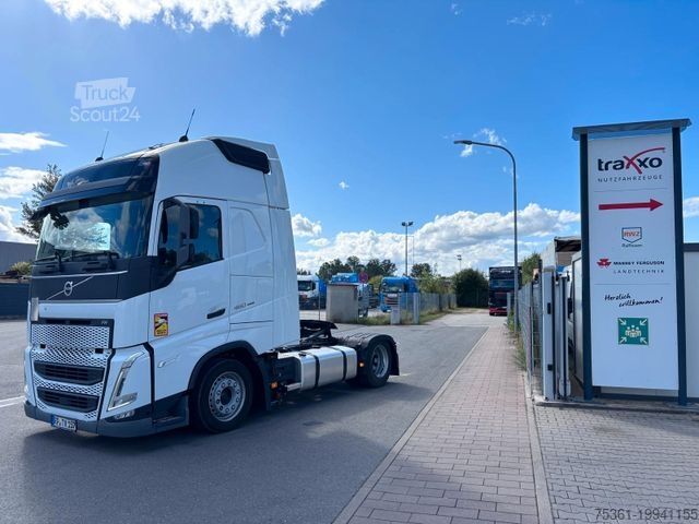 Cap tractor voluminos VOLVO FH 460 XL X-Low -Retarder- Hubsattelkupplung
