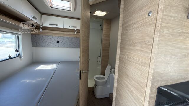عربة تخييم شبه مدمجة Fiat Ducato Weinsberg Carasuite 2020 | Tout équipé | 5 couchages