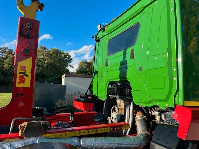 Haakarm vrachtwagen MERCEDES-BENZ Arocs 4246 8x4 Abrollkipper Schub/Knickhaken AHK