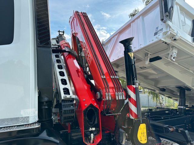 Tipper truck IVECO X -WAY AD 200 4x2 Kran 19m FUNK Meiller Kipper