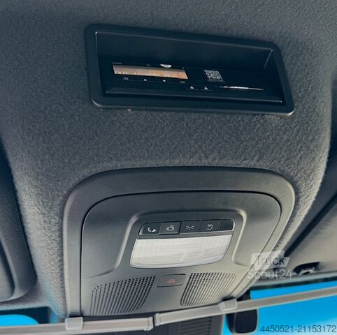 Vučno vozilo - vučara Mercedes-Benz Sprinter 519