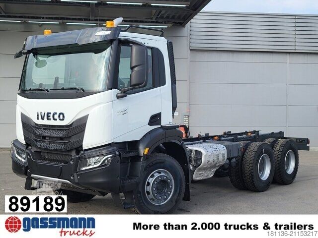 Chassi de caminhão Iveco X-Way AD300X46Z 6x4, Retarder, Navi