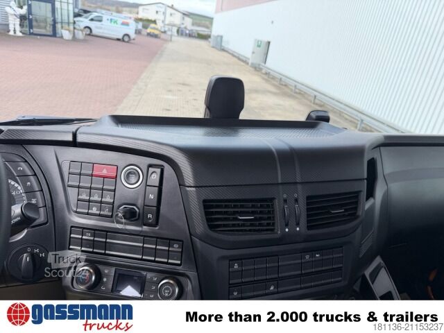 Hakowiec Iveco X-Way AD300X42Z 6x4, Motorabtrieb