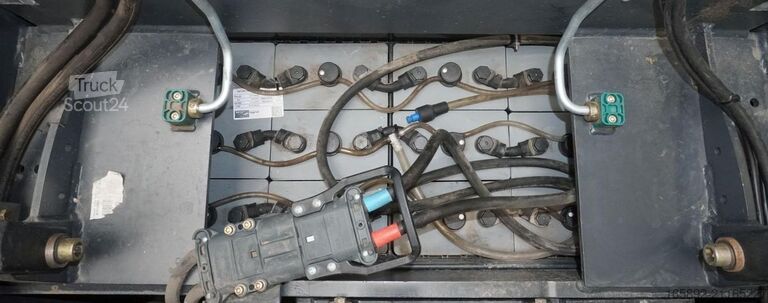 Yüksek seviyeli sipariş toplayıcı Linde V 24 5213