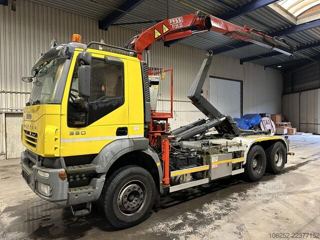  Iveco TRAKKER 350 6x4 HOOKLIFT + CRANE FASSI F120.22 ...
