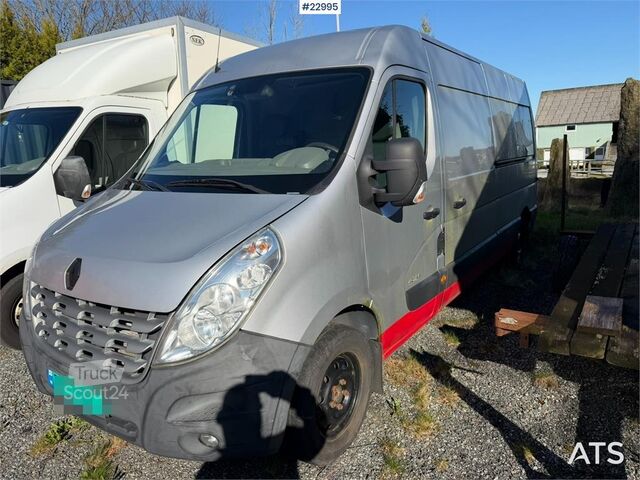  Renault Master van, repair object