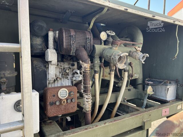 Tankbil Renault Midliner S170 4x4 Midliner S170 4x4, 6000l Wassertank