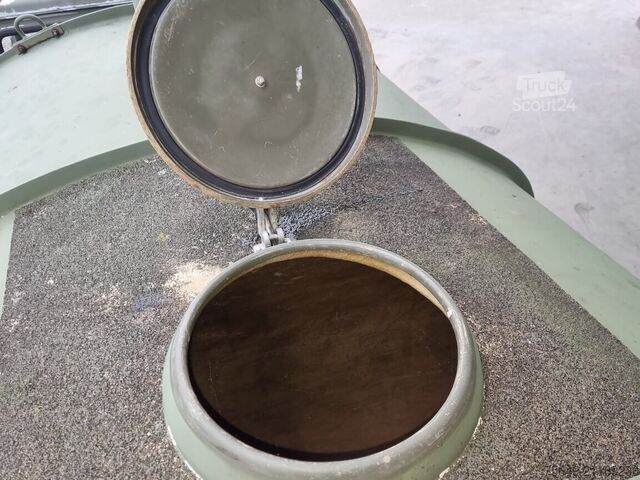 Autocisterna Renault Midliner S170 4x4 Midliner S170 4x4, 6000l Wassertank