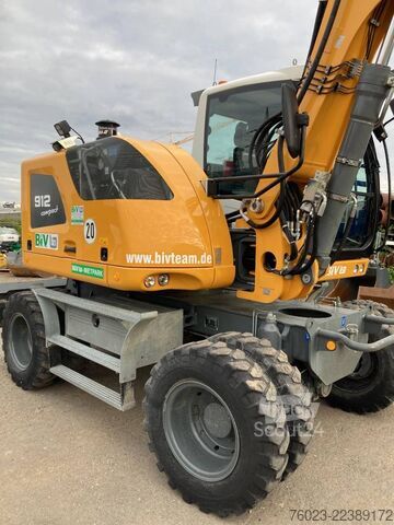 Mobiele graafmachine Liebherr A 912 Compact Litronic
