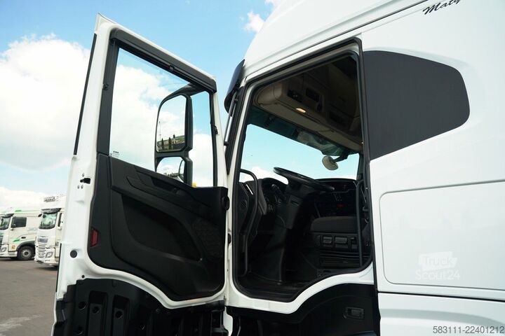 وحدة جرار قياسية IVECO S-WAY / 490 / RETARDER / I-PARK COOL / 2023 R