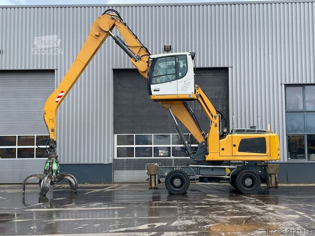 Máquina de manuseamento de materiais Liebherr LH30 M - Material Handler