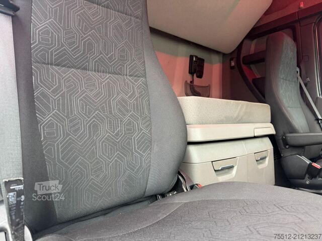 Standaard-SZM Scania R410 / Retarder / 6X2 / 2 Tanks / TUV: 8-2026 /...