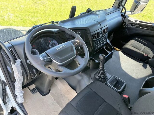 Alusta ja ohjaamo Iveco T-Way AT380T47H-4200 Chassis Cabin (5 units)