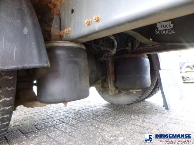 Kyld/fryst transport Renault D 16 wide 4x2 Carrier Supra 1150 Nordic frigo