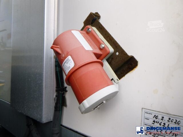 Kyld/fryst transport Renault D 16 wide 4x2 Carrier Supra 1150 Nordic frigo