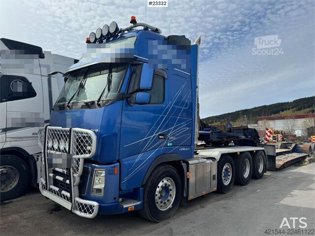  Volvo FH16 660 8x4 heavy haulage tractor with hydraulics