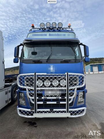  Volvo FH16 660 8x4 heavy haulage tractor with hydraulics