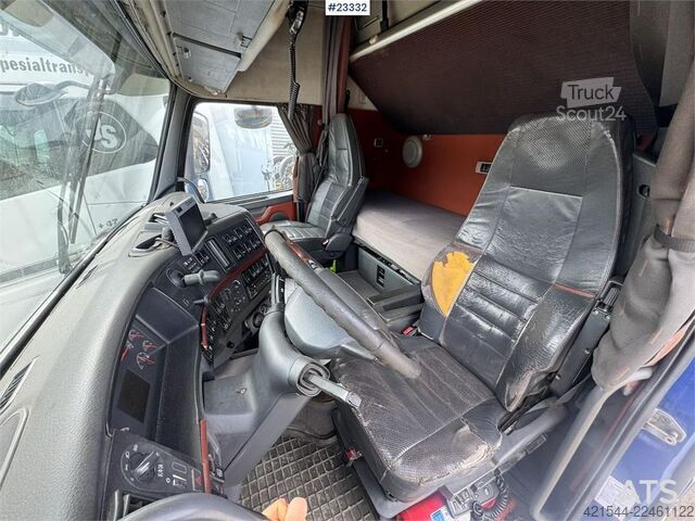 Standard-SZM Volvo FH16 660 8x4 heavy haulage tractor with hydraulics