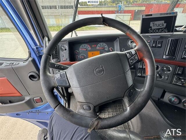 Estándar-SZM Volvo FH16 660 8x4 heavy haulage tractor with hydraulics
