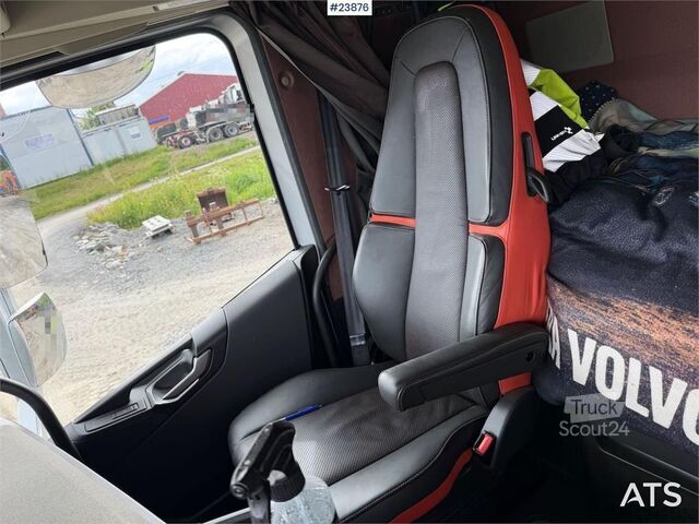 Standard-SZM Volvo FH16 -650 tractor unit w/ tandem lift. WATCH VIDEO