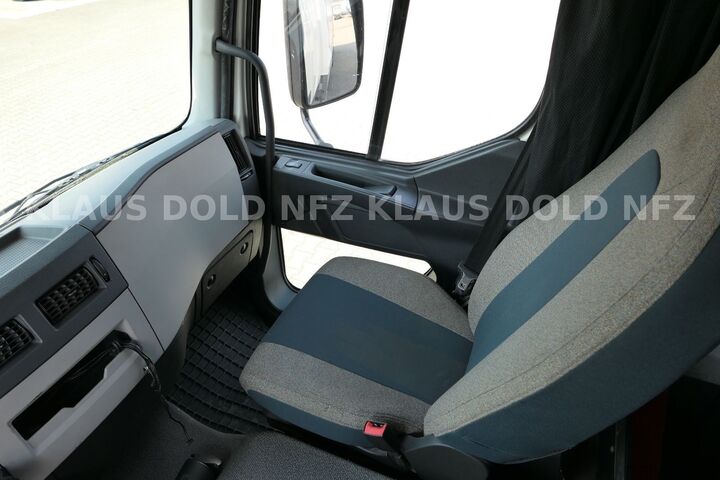 Фургон (грузовой автомобиль) VOLVO FL 240 Pritsche Plane Org 145000 km  LBW Euro 6