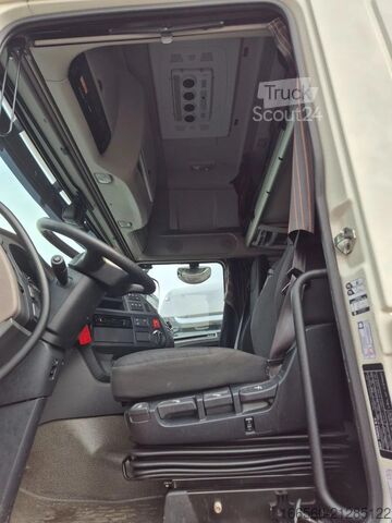 Tractor estándar DAF XF 530 FT SUPER SPACE CAB ZF INTARDER