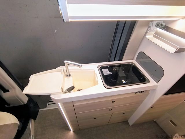 Autocaravana EURAMOBIL Van 595 HB Automatik Diesel Heizung