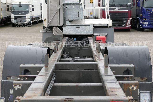 Carrello elevatore TERBERG YT 222 Wechselbrückenumsetzer Kamera