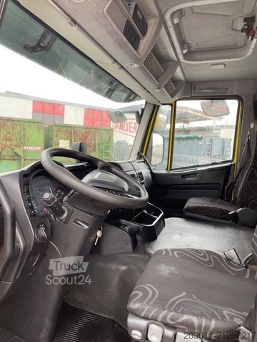 Samochód do przewozu napojów IVECO Stralis 190S330 LBW 2000kg koffer