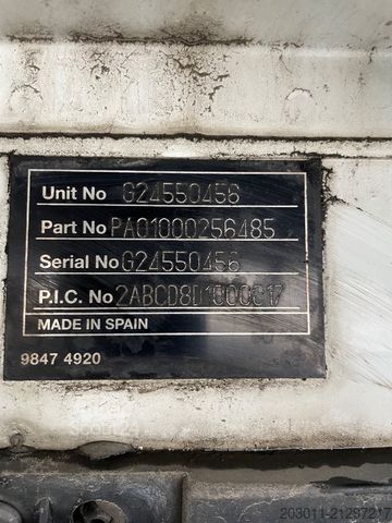 Samochód do przewozu napojów IVECO Stralis 190S330 LBW 2000kg koffer