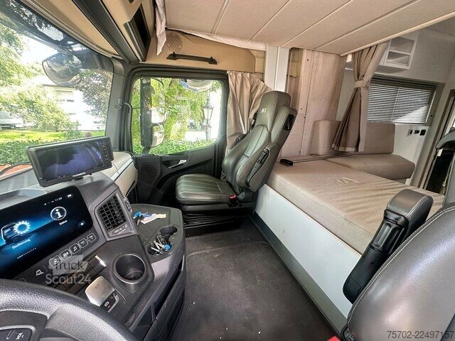 Fourgon Mercedes-Benz Actros 2651 STX AKX 9 Pferde Automatik, WoMo
