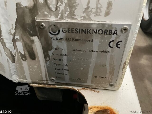 Véhicule de collecte des déchets Renault D 26 WIDE Euro 6 Geesink Norba MF 300 21m³