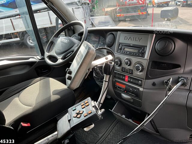 Iveco Daily 70C17 Nido zoutstrooier