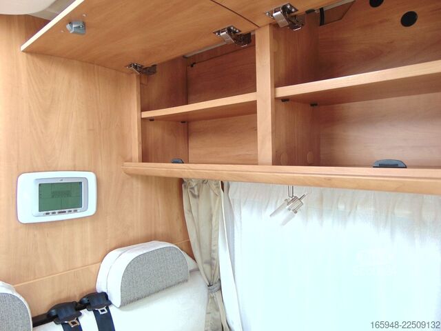 Halvintegreret autocamper DETHLEFFS T 6511