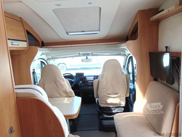 Halvintegreret autocamper DETHLEFFS T 6511