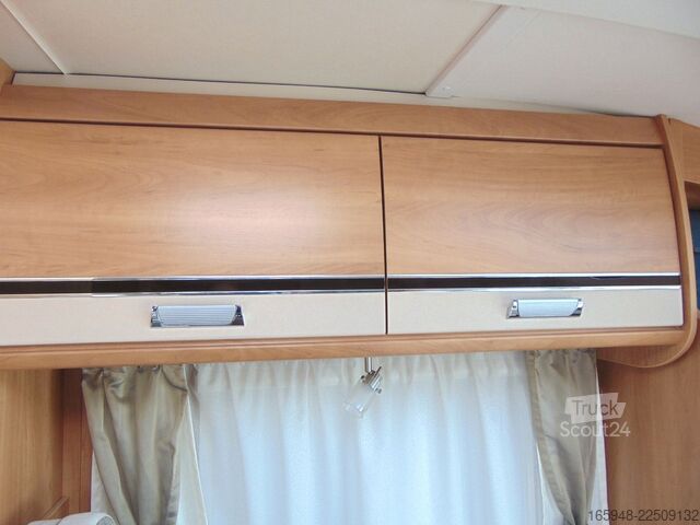 Halvintegreret autocamper DETHLEFFS T 6511