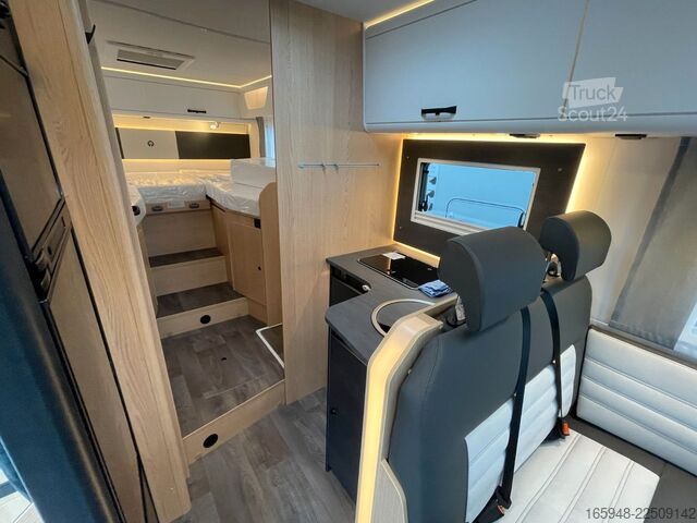 Интегриран кемпер SUNLIGHT I 68 Adventure** Automatik 2026 **