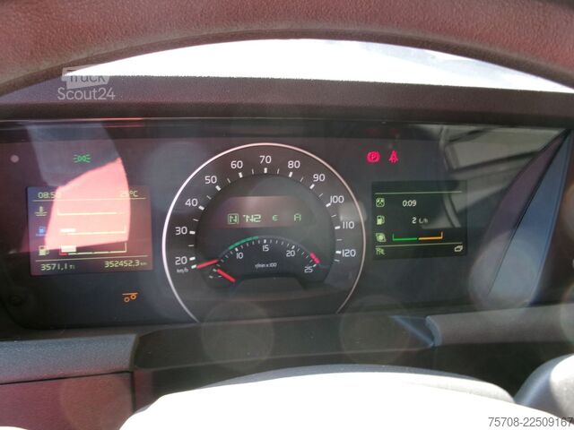 Dzērienu kravas automašīna VOLVO FH 500*8,2m Schwenkwand*LBW*VEB+*Top Zustand !!!
