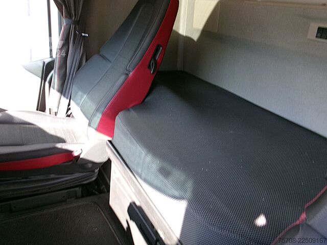 Dzērienu kravas automašīna VOLVO FH 500*8,2m Schwenkwand*LBW*VEB+*Top Zustand !!!